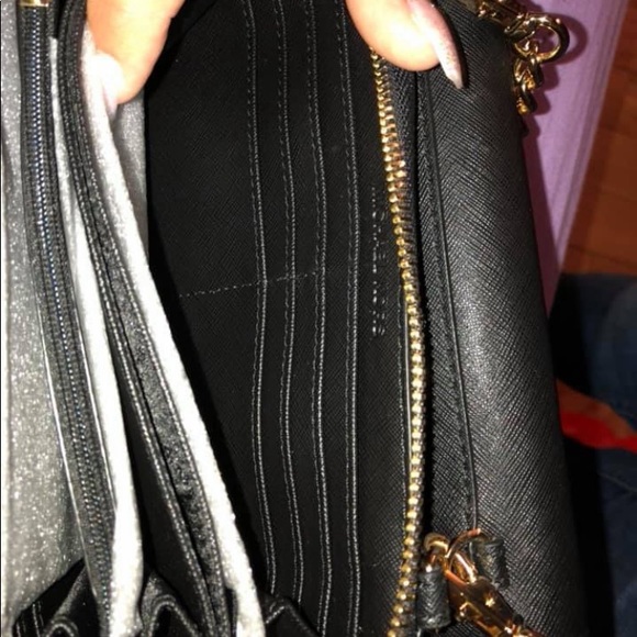 Michael Kors purse - Picture 5 of 6